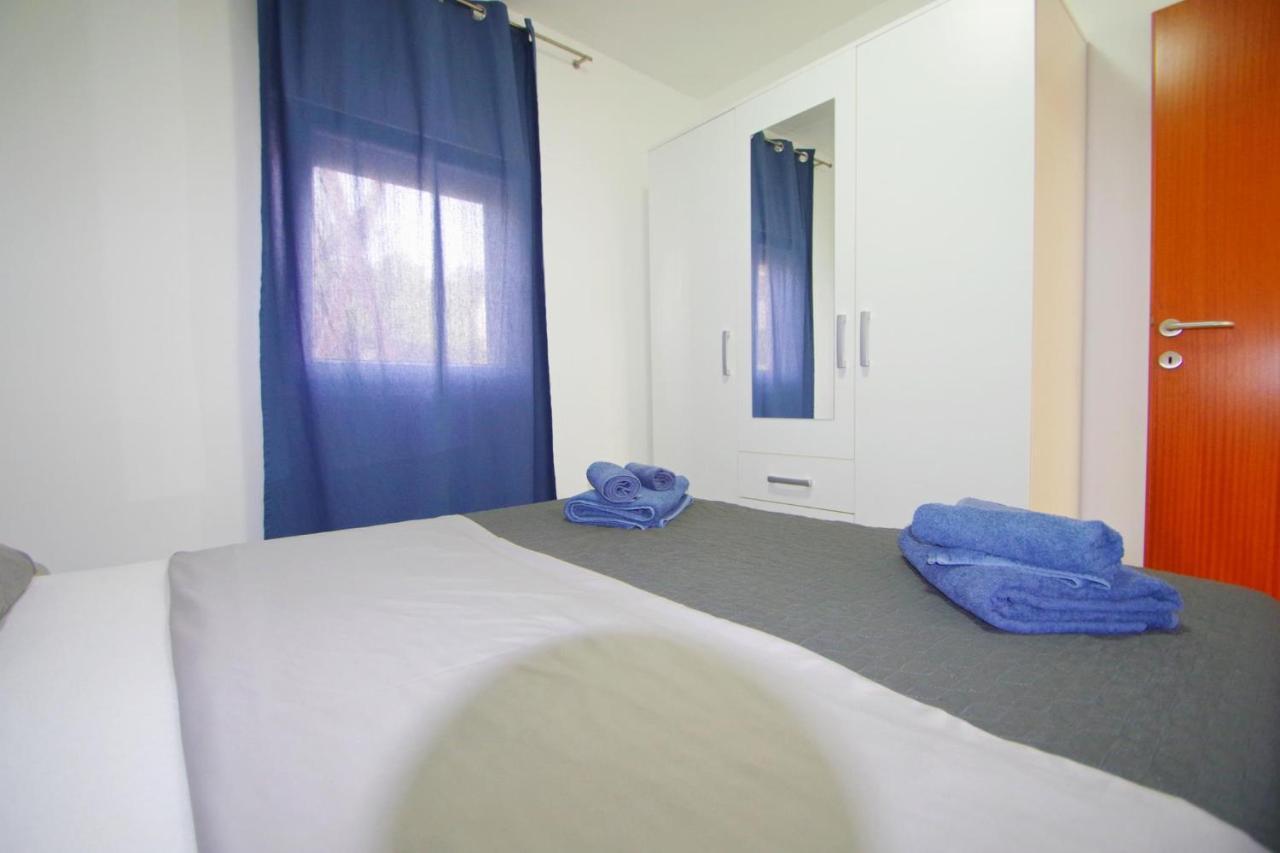 Apartment Pineta In Village Valbandon Exterior photo